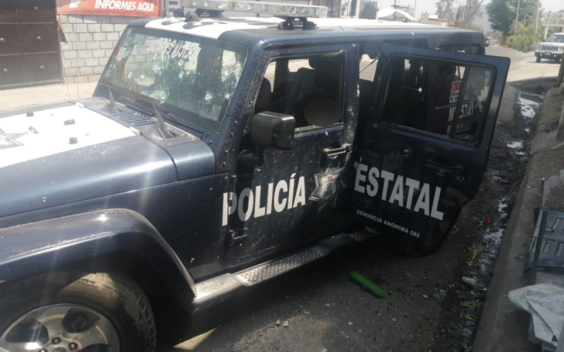 Emboscada en Coatepec Harinas,  Estado de México, mueren 13 policías