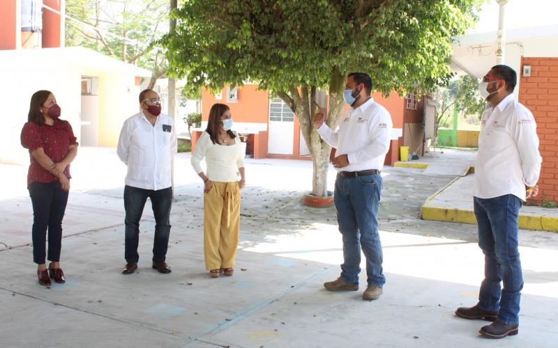  En Poza Rica, espacios educativos habrán destinado recursos acumulados por 54.1 mdp