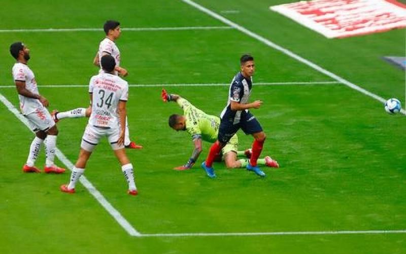 Aunque los Rayados abrieron el marcador con un tanto de Maximiliano Meza, no lograron finiquitar el duelo a su favor, por lo que acumulan tres partidos sin victoria