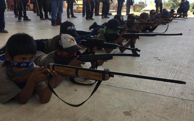 AMLO exhorta a no ocupar a niños para policías comunitarias en Guerrero
