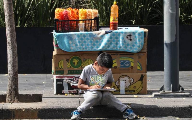 Más de 25 millones de estudiantes retomarán clases a distancia