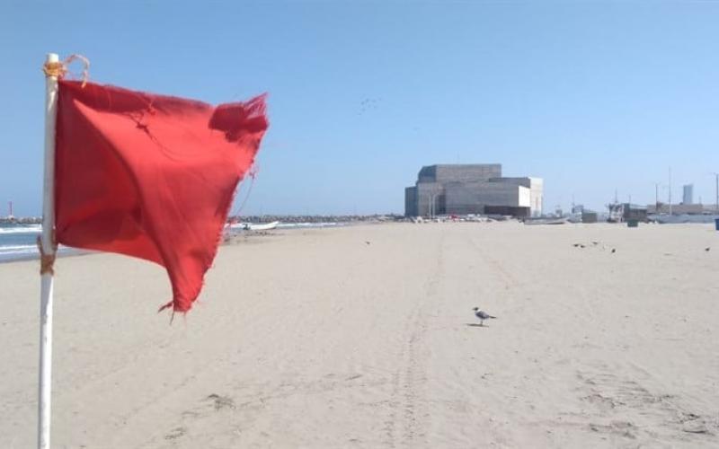Colocan banderas rojas; solicitan a bañistas no ingresar a playas de Veracruz