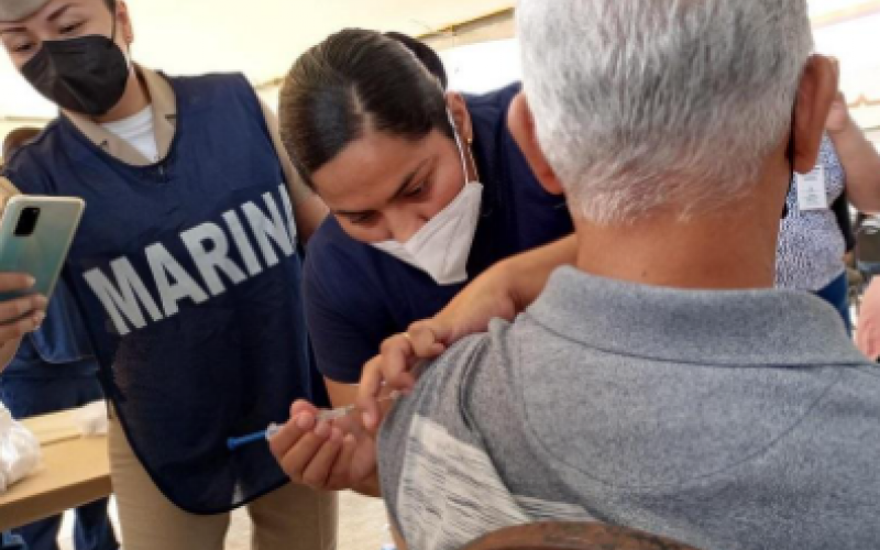  Sin desabasto, continúan aplicando vacuna CanSino en el sur de Veracruz