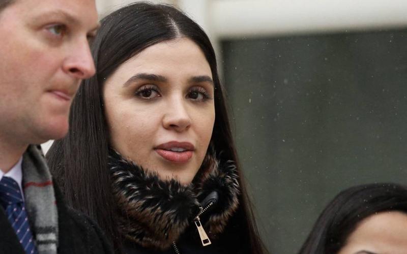 Emma Coronel la esposa del “El Chapo” pasa en celda 22 horas al día