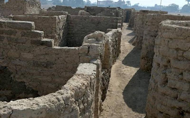 Descubren "la ciudad antigua más grande" de Egipto cerca de Luxor