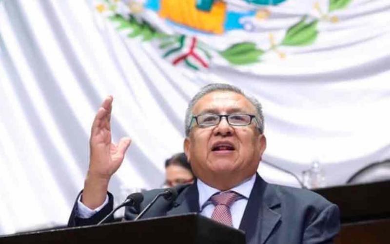   Renuncia a su candidatura el diputado Saúl Huerta, acusado de acoso sexual