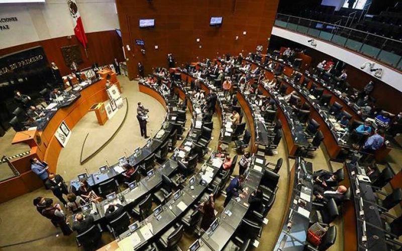 Senado aprueba en lo general la regulación del outsourcing