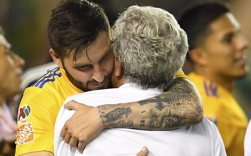 Gignac se iría de Tigres con salida del 'Tuca'