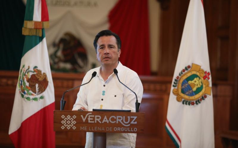 Gobernador de Veracruz envía condolencias por colapso del Metro