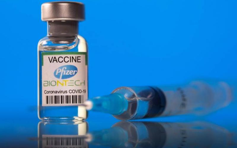 EMA anunciará si autoriza vacuna de Pfizer para jóvenes de 12 a 15 años