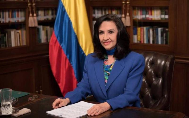  Renuncia la canciller de Colombia en medio de crisis social