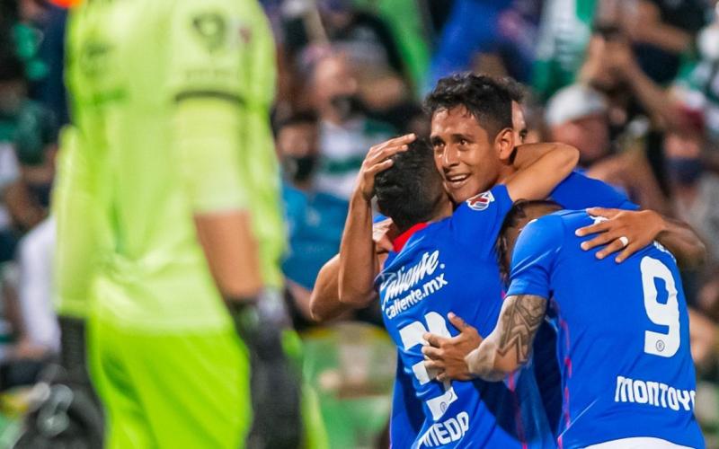 Cruz Azul saca ventaja en la Comarca Lagunera sobre Santos