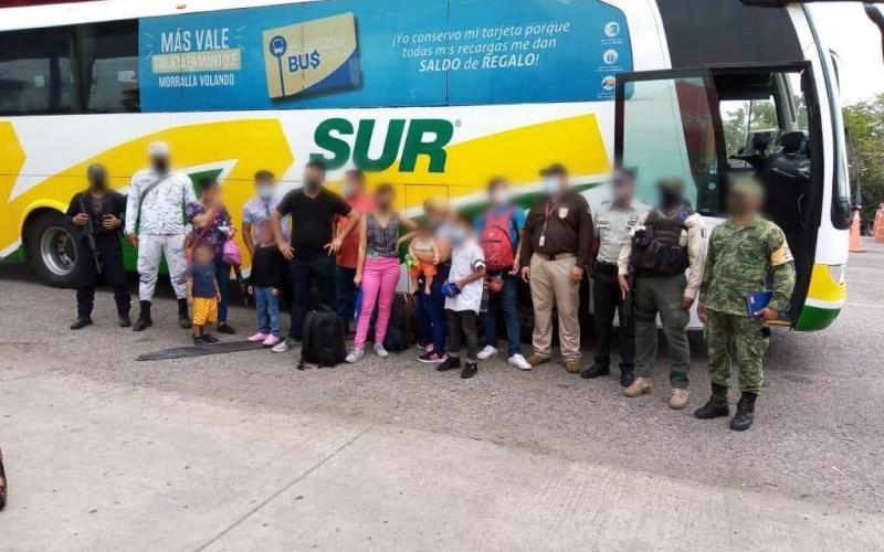 SSP Xalapa rescata a 57 migrantes