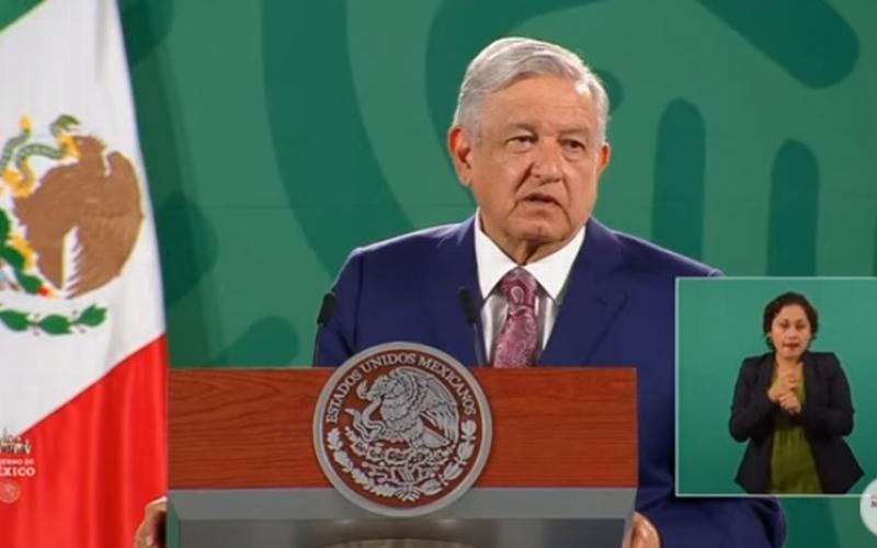 Embajada de EU reparte "maíz con gorgojo" a organizaciones, señala AMLO