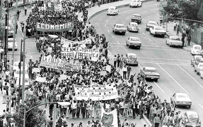 10 de junio de 1971: sangre hacia la vida democrática