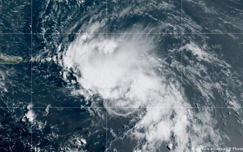 Durante la madrugada se forma Tormenta Tropical 