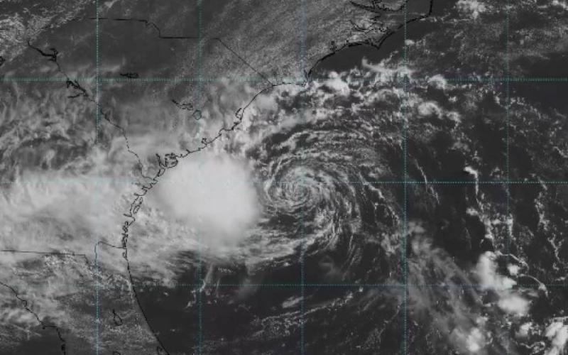 Danny es tormenta tropical cerca de Carolina del Sur