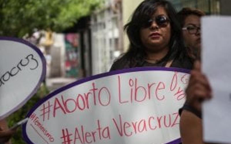 Exige libertad para mujer presa tras sufrir aborto espontáneo