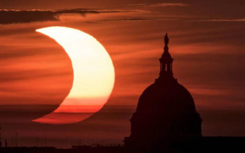 Deja eclipse anular, ante todo, imágenes de un sol menguante