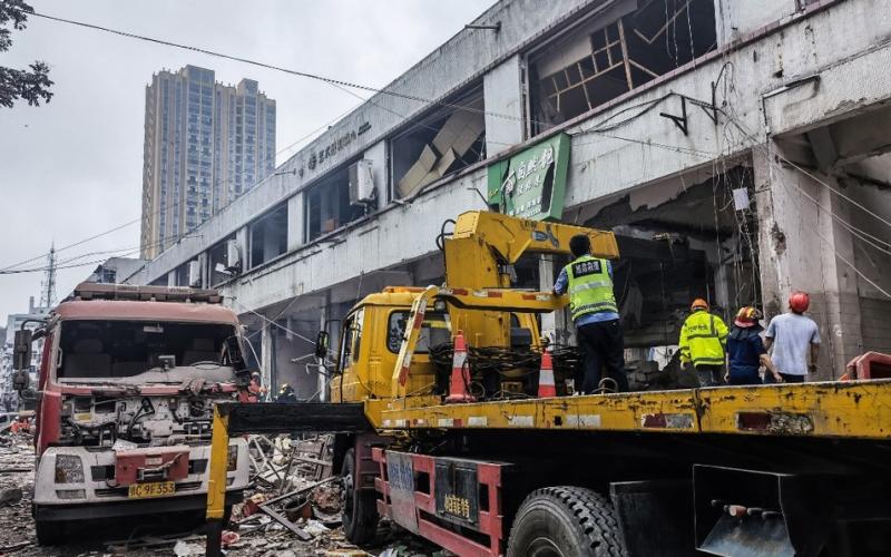 Explosión de gas en edificio deja al menos 12 muertos en China