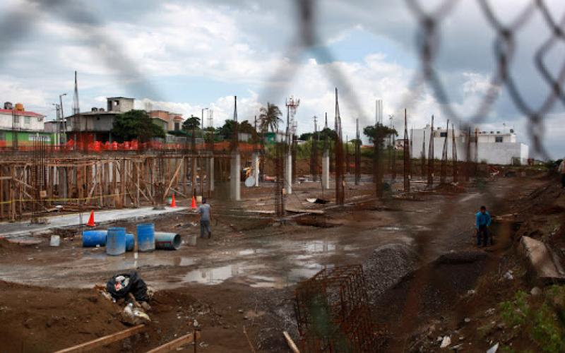 Más del 70% de empresas constructoras quebraron en Veracruz