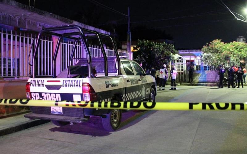 hombre mientras comía en Martínez de la Torre, Veracruz