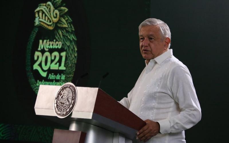 Ofrece López Obrador apoyar a Cuba con vacunas, comida