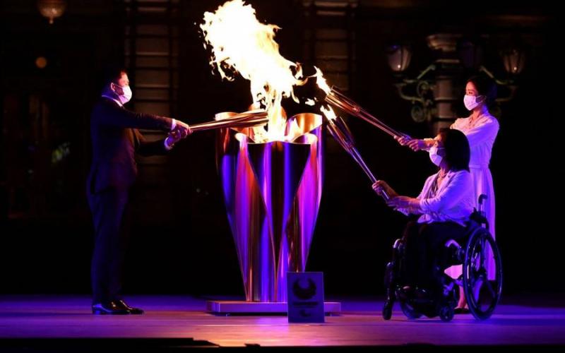 La llama paralímpica llega a Tokio en medio de récord de casos de Covid-19
