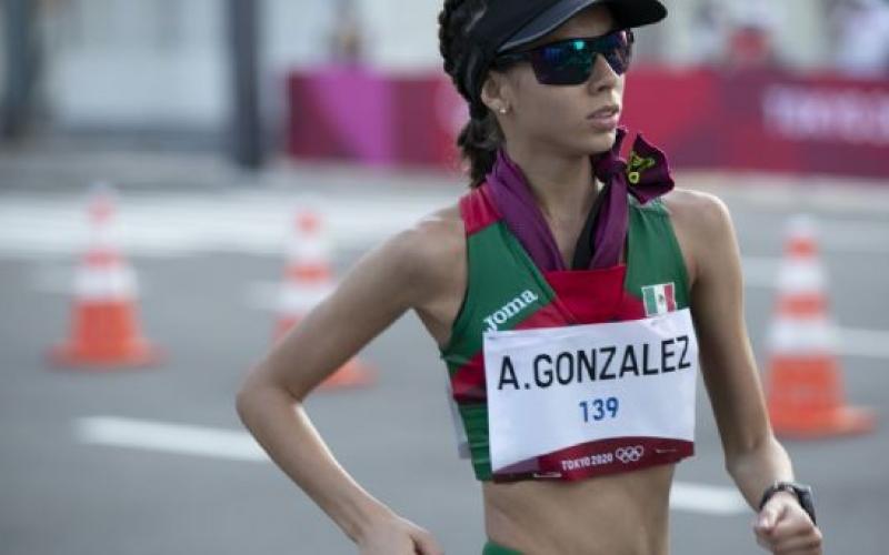 Alegna González termina quinta en marcha de 20 kilómetros