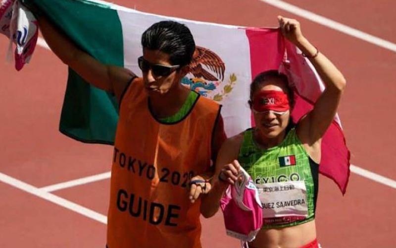 Mónica Rodríguez conquista el oro 100 para México