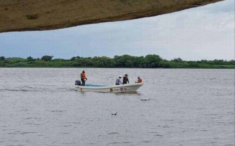 Hallan cuerpo de pescador ahogado en río de Veracruz