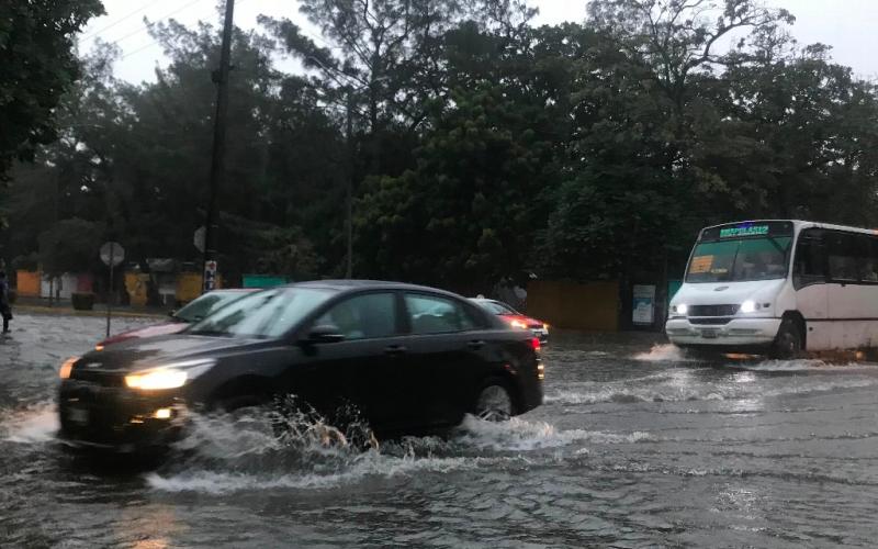 Calles y avenidas inundadas en Veracruz-Boca del Río