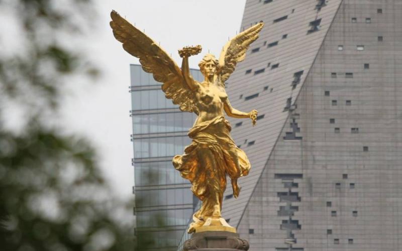 ¡Por fin! Retiran vallas metálicas del Ángel de la Independencia