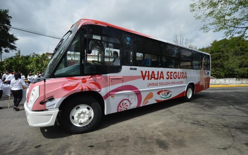 Arranca programa "Transporte mujer segura" en Xalapa, Veracruz