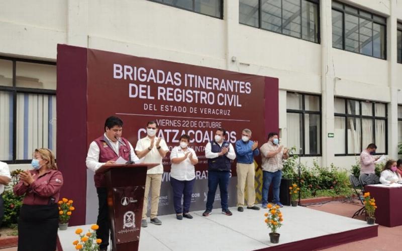 Registro Civil recibe 100 solicitudes para cambio de identidad en Coatzacoalcos