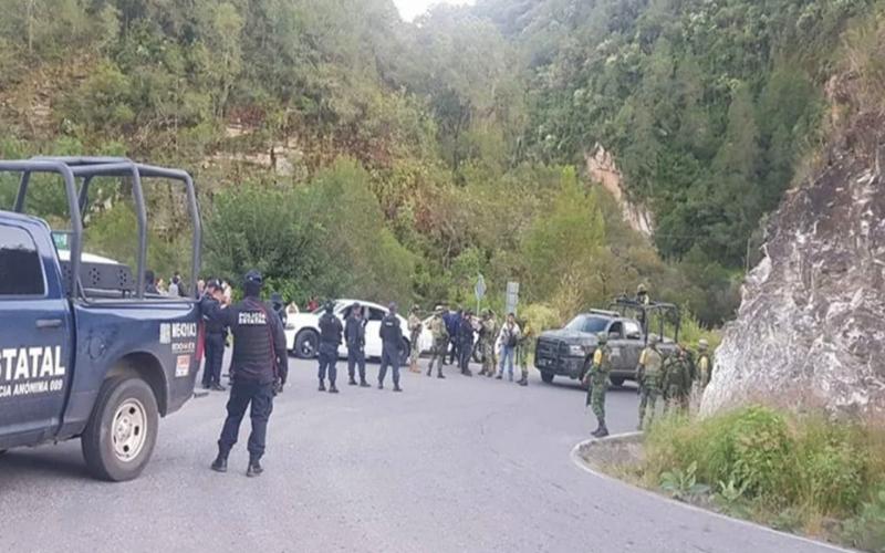 Emboscada contra policías del Edomex deja dos muertos y 6 lesionados en Texcaltitlán