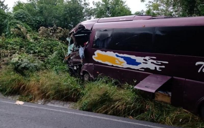 Accidente sobre carretera Tuxpan-Tampico conductor se da a la fuga