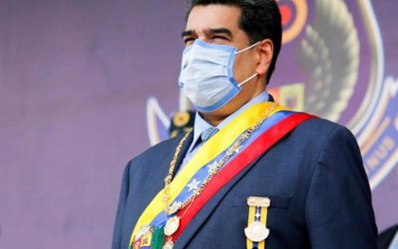 Maduro pide a candidatos respetar resultados electorales