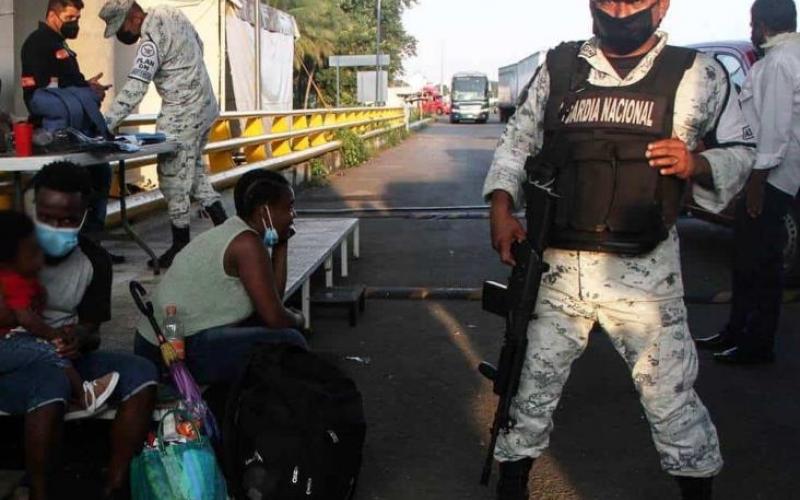 Guardia Nacional dispara contra una camioneta con migrantes: hay un muerto