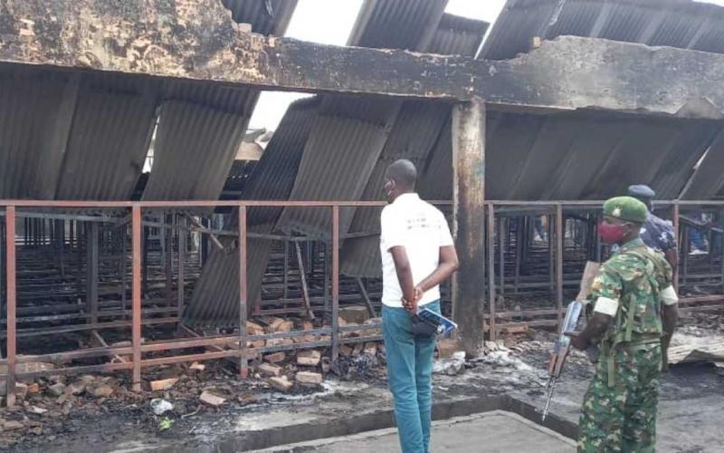 Incendio en cárcel de Burundi deja 38 muertos