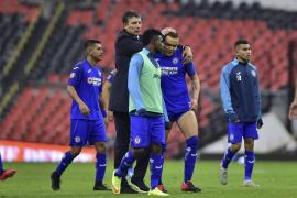 Miembro del staff de Cruz Azul dio positivo a Covid-19