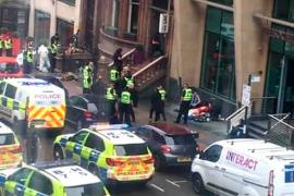  Un ataque con cuchillo deja 3 muertos y seis personas hospitalizadas en un hotel de Glasgow Escocia