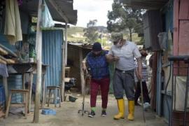 Crisis por Covid podría dejar a 100 millones de personas en pobreza extrema: FMI