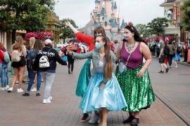 Disneyland París reabre después de un cierre de cuatro meses