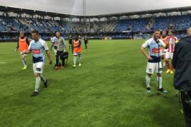 Suspenden 14 minutos final de copa danesa por incumplir sana distancia 