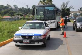 En Poza Rica el gobierno prohíbe la entrada de taxis foráneos a la ciudad