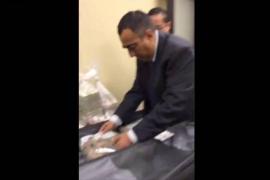 VIDEO: Captan supuesto soborno a exsecretario técnico del Senado implicado en caso Lozoya