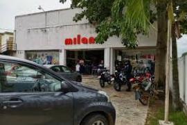  En las Choapas Veracruz, dos asaltantes se llevan la venta del día de tienda “Milano”