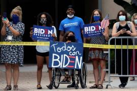 Bloomberg inyecta 6 mdd a campaña de Biden en bastión latino