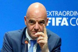 El titular de la FIFA menciono estar preocupado tras el retraso de eliminatorias Mundial 2022